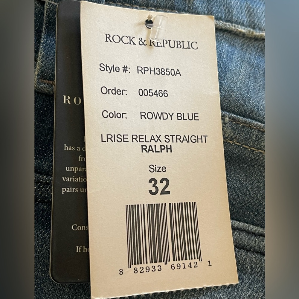 ROCK & REPUBLIC - Ralph Low Rise Relaxed Straight Leg - Picture 12 of 13